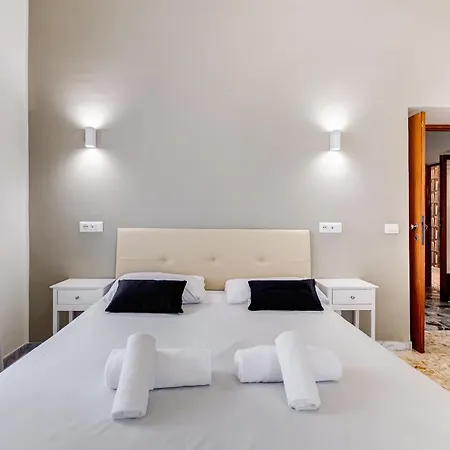 Apartment Vivilo Collection - San Vito View - 3 Bdr 2 Baths *