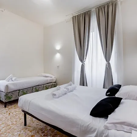 Vivilo Collection - San Vito View - 3 Bdr 2 Baths Apartment